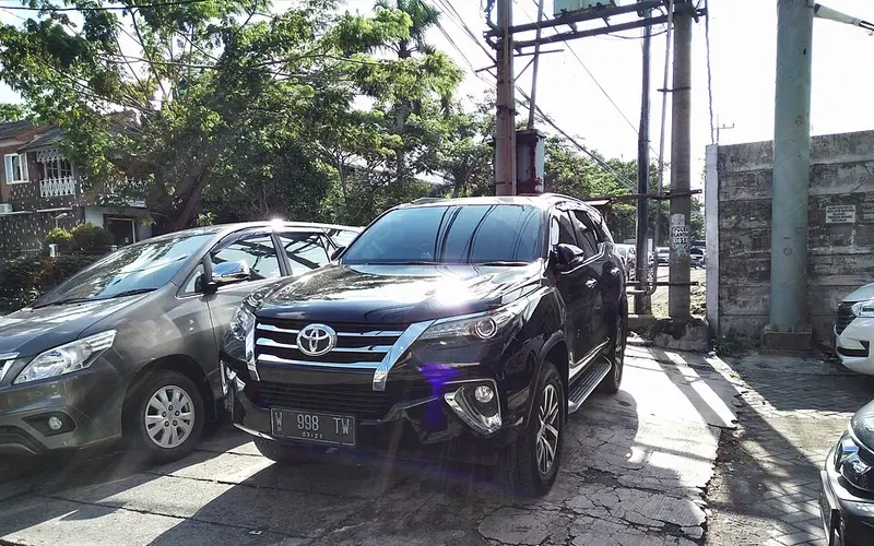 Toyota Fortuner: Toyota Fortuner or similar